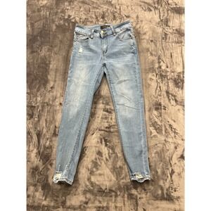Between US Jeans Womens 9 Light Blue Denim Streetwear Distressed Skinny Leg